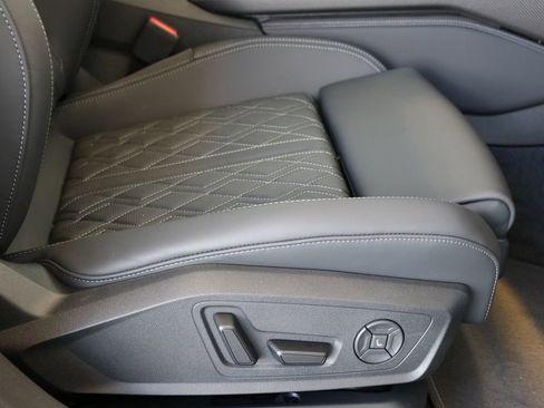 Used 2025 Audi S5 Prestige AWD/4WD image 38