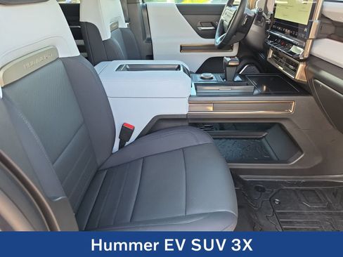 Used 2025 GMC Hummer EV 3X AWD/4WD image 18