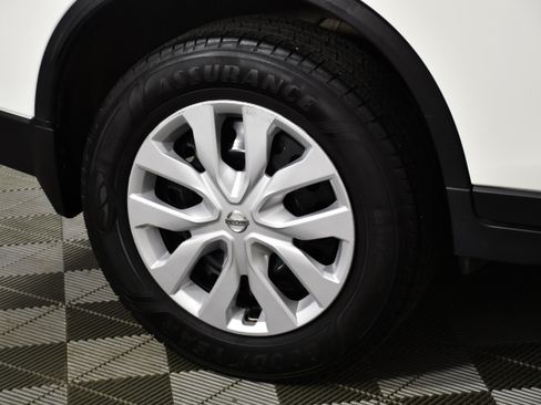 Used 2017 Nissan Rogue S AWD/4WD image 52