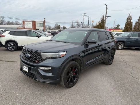 Used 2022 Ford Explorer ST w/ Equipment Group 401A AWD/4WD image 2