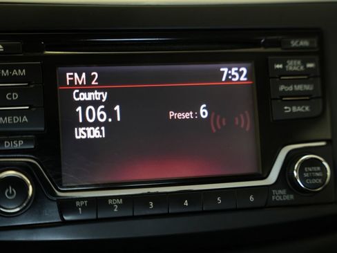 Used 2018 Nissan Sentra S FWD image 21