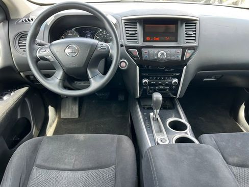 Used 2015 Nissan Pathfinder S AWD/4WD image 3