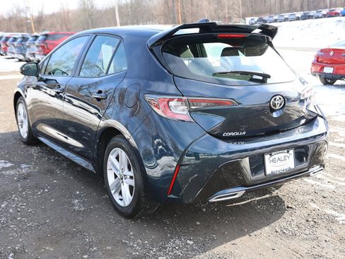 Used 2020 Toyota Corolla Hatchback image 5