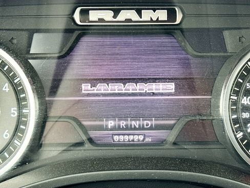 Used 2023 RAM 1500 Laramie AWD/4WD image 15