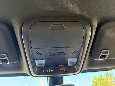 Used 2019 Cadillac XT5 FWD image 27