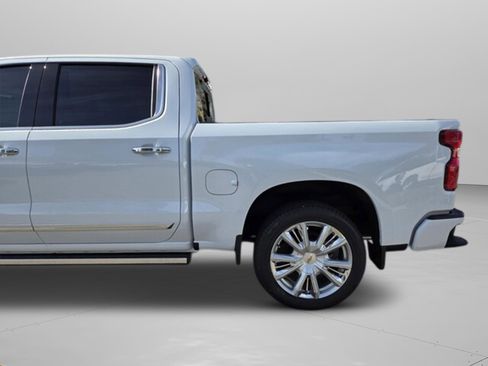 New 2026 Chevrolet Silverado 1500 High Country image 17