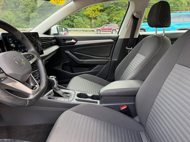 Used 2025 Volkswagen Jetta S FWD image 15