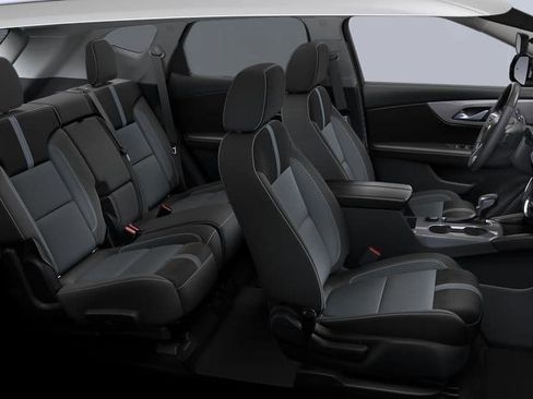 New 2025 Chevrolet Blazer LT w/ Midnight/Sport Edition image 33