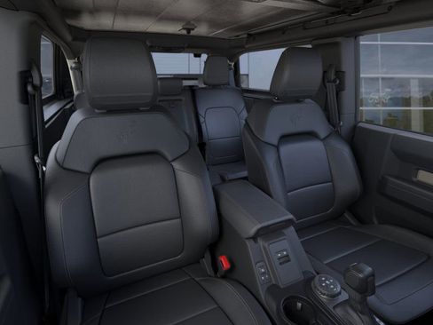 New 2025 Ford Bronco Badlands image 10