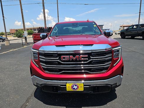 Used 2025 GMC Sierra 1500 SLT RWD image 8