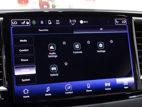 Used 2024 Chrysler Pacifica Touring-L image 35