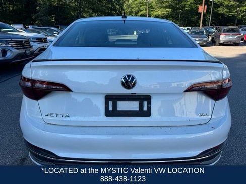 Used 2024 Volkswagen Jetta SEL FWD image 7