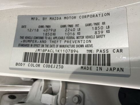 Used 2019 MAZDA MAZDA3 Sedan FWD image 12