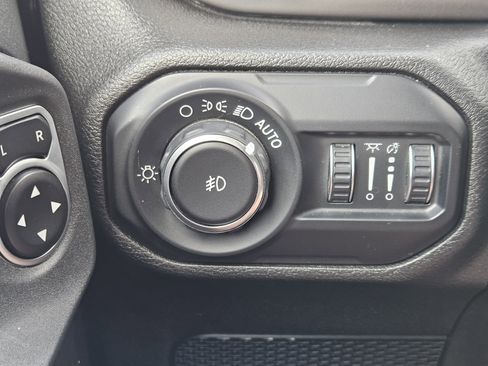 Used 2020 Jeep Wrangler Unlimited Sport S image 20