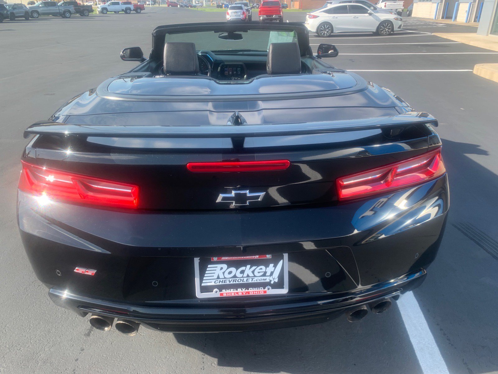 Used 2017 Chevrolet Camaro SS RWD image 4
