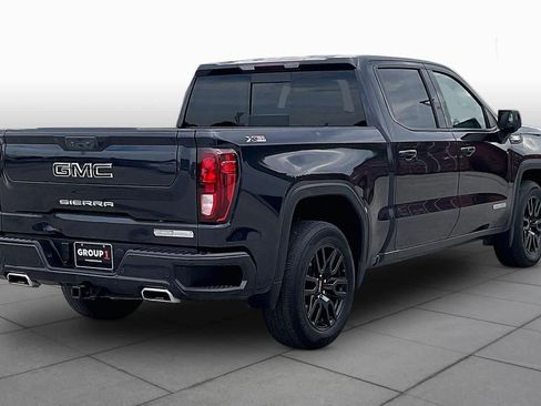Used 2022 GMC Sierra 1500 Elevation w/ Elevation Premium Package AWD/4WD image 12