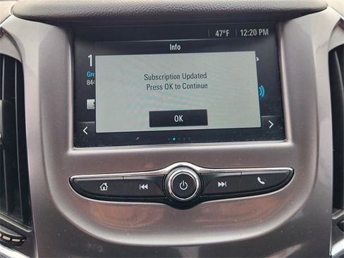 Used 2018 Chevrolet Cruze LT image 16