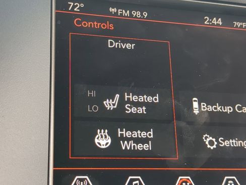 Used 2020 Jeep Grand Cherokee Laredo w/ Security & Convenience Group image 23