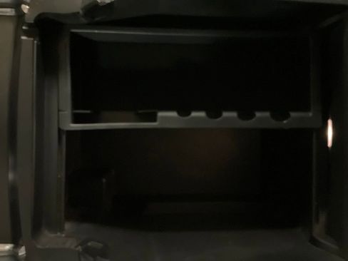 Used 2024 Ford Expedition Max XLT image 25