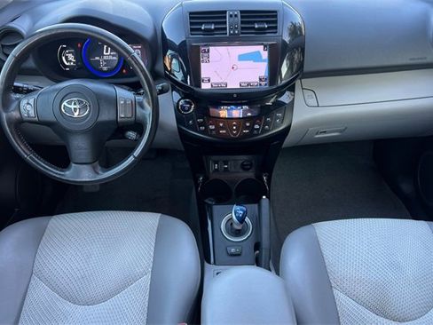 Used 2014 Toyota RAV4 EV image 14