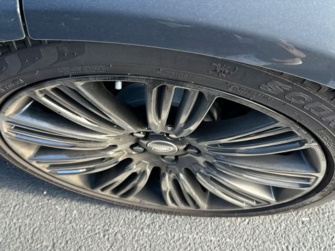 Used 2021 Land Rover Range Rover Westminster Edition image 17