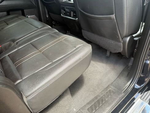 Used 2024 Chevrolet Silverado 2500 High Country w/ Technology Package AWD/4WD image 14