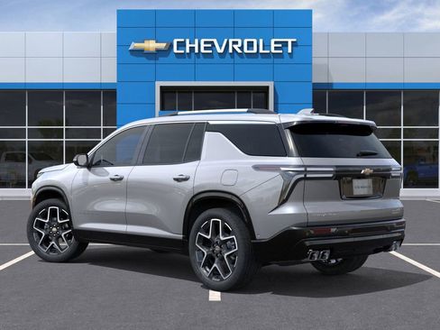 New 2026 Chevrolet Traverse High Country w/ LPO, Floor Liner Package FWD image 3