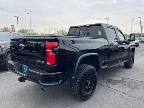 Certified 2025 Chevrolet Silverado 2500 ZR2 w/ Snow Plow Prep/Camper Package AWD/4WD image 23