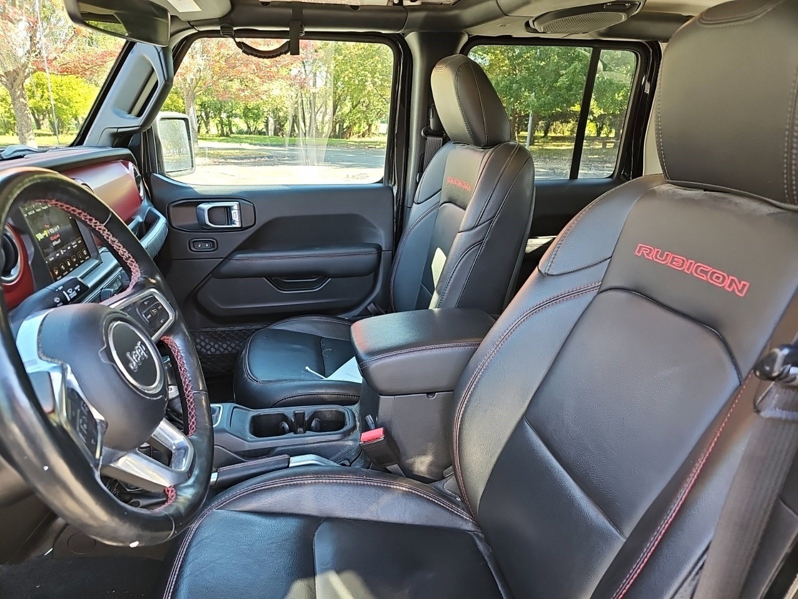 Used 2022 Jeep Gladiator Rubicon w/ Cold Weather Group AWD/4WD image 16