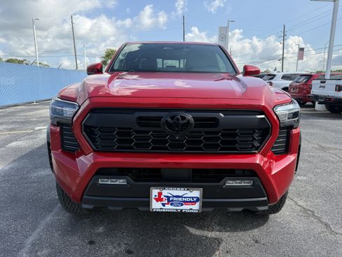 Used 2025 Toyota Tacoma TRD Off-Road w/ TRD Off Road Premium Package AWD/4WD image 8