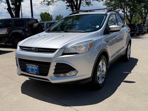 Used 2015 Ford Escape SE w/ Equipment Group 201A AWD/4WD image 8