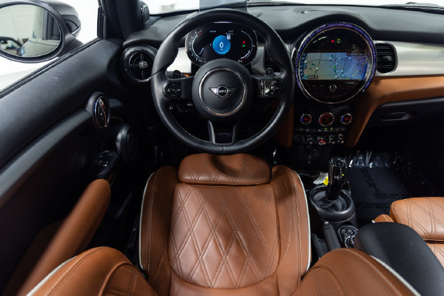 Used 2024 MINI Cooper S FWD image 3
