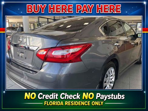 Used 2017 Nissan Altima 2.5 S w/ Power Driver Seat Package FWD image 4