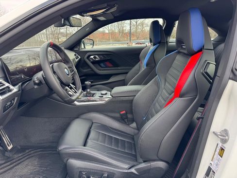 Used 2025 BMW M2 w/ Lighting Package image 18