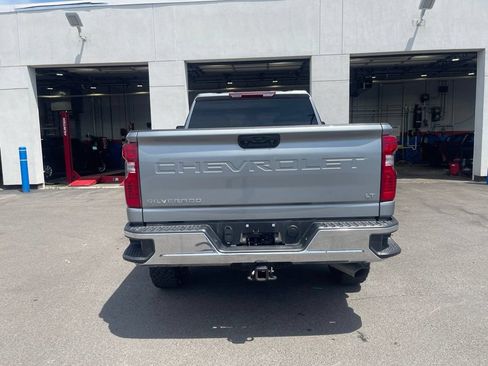 Used 2025 Chevrolet Silverado 2500 LT w/ Convenience Package AWD/4WD image 6