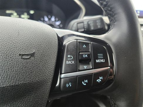 Used 2022 Ford Escape SE w/ SE Sport Appearance Package image 19