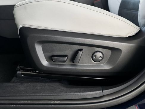 New 2026 Mitsubishi Outlander SE FWD image 19