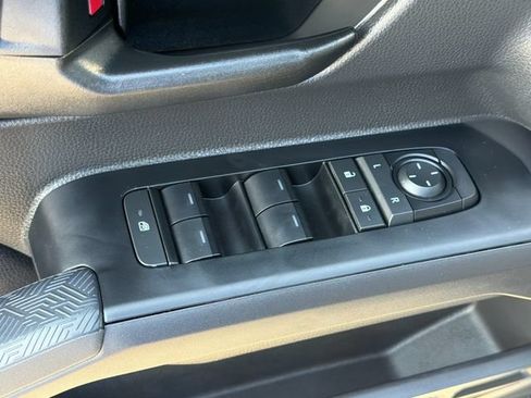 Certified 2026 Toyota Tacoma SR5 AWD/4WD image 13