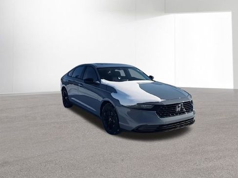 New 2025 Honda Accord SE image 2