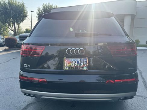 Used 2019 Audi Q7 3.0T Premium image 4