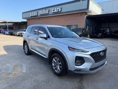 Used 2020 Hyundai Santa Fe SE FWD image 5