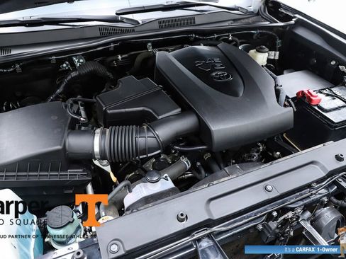 Used 2022 Toyota Tacoma SR5 image 28
