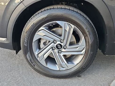 Used 2023 Hyundai Santa Fe SEL w/ Cargo Package image 13