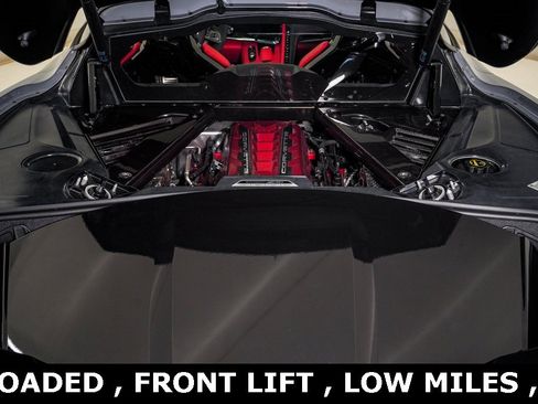 Used 2025 Chevrolet Corvette Stingray Premium Cpe w/ Z51 Performance Package image 28