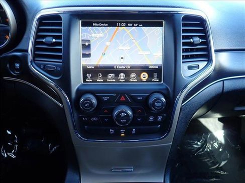 Used 2014 Jeep Grand Cherokee Limited image 18