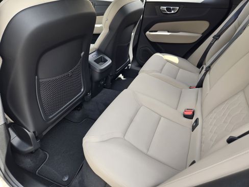 Used 2026 Volvo XC60 B5 Plus w/ Protection Package Premier AWD/4WD image 24