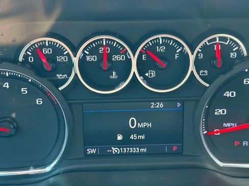 Used 2021 Chevrolet Silverado 1500 LT w/ Convenience Package II image 23