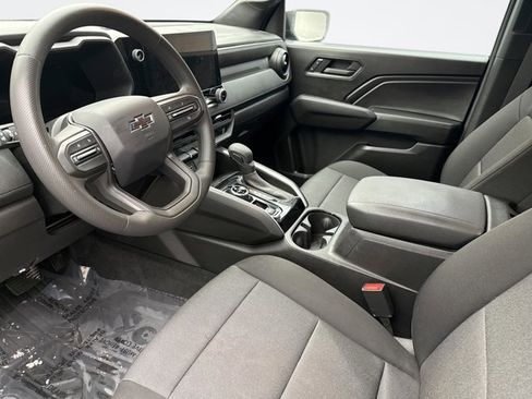 Used 2024 Chevrolet Colorado Trail Boss w/ Advanced Trailering Package image 10