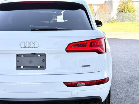 Used 2020 Audi Q5 2.0T Premium Plus w/ Premium Plus Package image 12