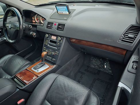 Used 2014 Volvo XC90 3.2 image 2